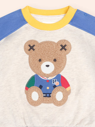 COLOUR BLOCK SITTING HUX SWEATSHIRT
