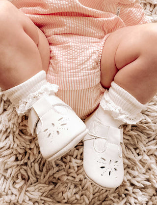 Leather Eyelet T-Bars - Vanilla