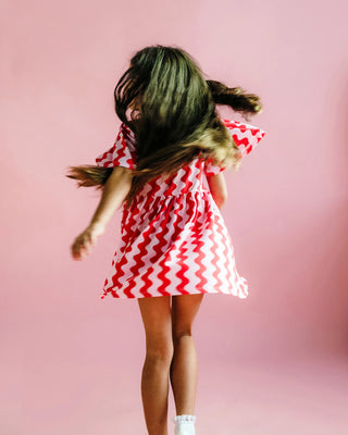 WAVY SHORT SLEEVE HOLIDAY DRESS